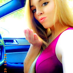 Asklepios Aphrodites: Model Photo for Social Media Marketing