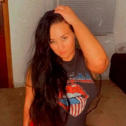 Amber Brett, Onlyfans Model in America