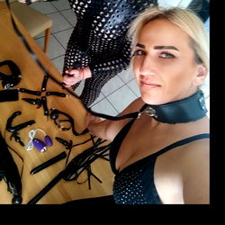 Lady Warriors - Onlyfans Model