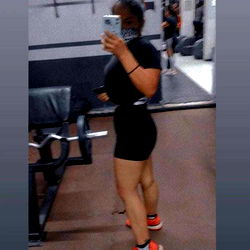 Fitness Motivation: Onlyfans Model Joseline Adamaris in Gym