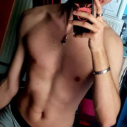 Alcide Adriano's Shirtless Selfie