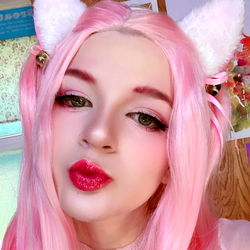 Aela, a Washington OnlyFans Model, in Pastel Pink and Cat Ears!