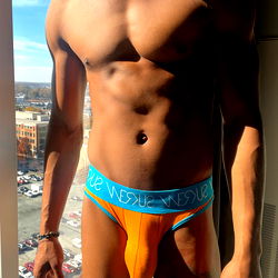 OnlyFans Model Creamonitt Poses for Selfie in Briefs