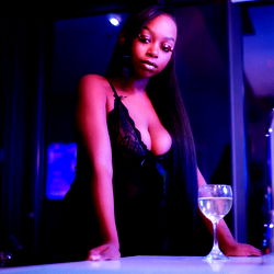 Madam Rosé - OnlyFans Model