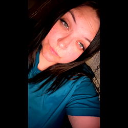 Onlyfans Ashland Jennae - Posing in a T-Shirt