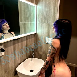 Bellababy in Cincinnati Bathroom Mirror