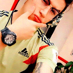 Fredy Andrรฉs photo