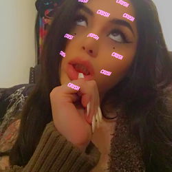 OnlyFans Model Averyln