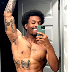 Fitness Model Duke Stone Showcases Abs and Flexes