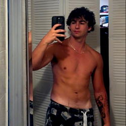 Alex3Legs FREE Shoot in Nearby Location