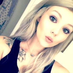 Audrey: A Model of OnlyFans