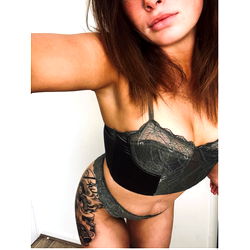 AimeeEva, A Photographer's Dream Muse