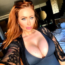 Kaitlyn 😈💦 photo