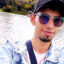 Aleck's Lakefront Selfie