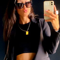 Onlyfans Model Alexa Fernández: Stylish Spanish Fashionista