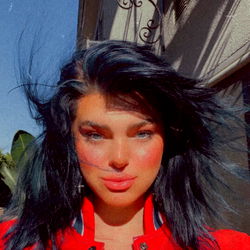 Chella <3 in Onlyfans Photoshoot