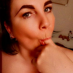 Introducing Lily, a Sensational Australian OnlyFans Model