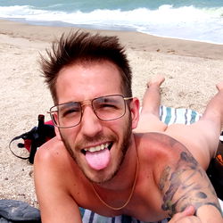 Kodi on a sunny beach