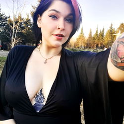 Succube.cg: Exotic and Elegant