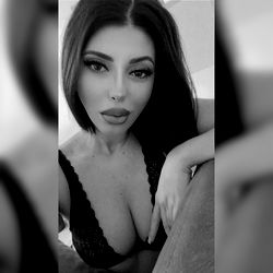 Ada's OnlyFans Model Photo