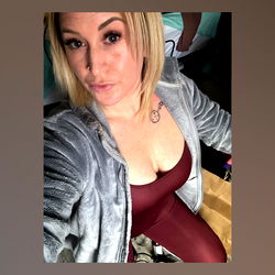 Amethyst Jade 💍🌹✨ - A Stylish and Fashionable Model