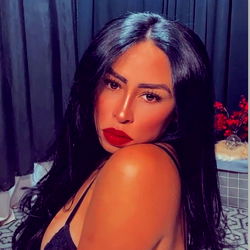 Amanda - OnlyFans Model