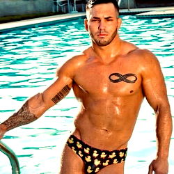 Damien Kelly: Fitness Model in Swimsuit Ad
