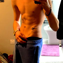 Fit Onlyfans Daniel Sharing Body Confidence