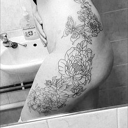 CurvyBunny😜🍑 photo