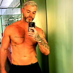 Fit London Model Andy Zane in Gym Selfie