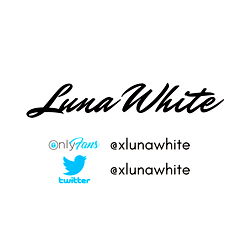 Luna White photo