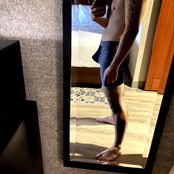 Anon on Onlyfans - A Shirtless Photographer