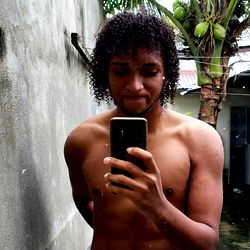 OnlyFans Model Luis Alexander Showing Off His Abs and Muscles