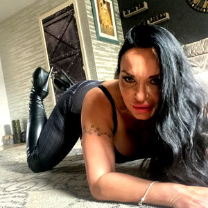 MISS LARA PERFECT photo