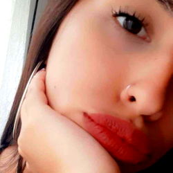 Andrea 😈 ( La diablita )