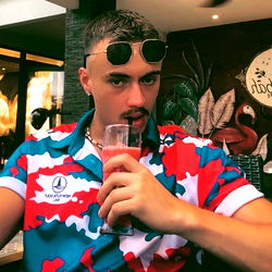 Model Alastairdiamond Enjoying a Smoothie in Bali