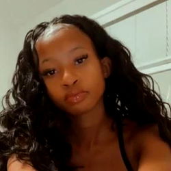 Julie the Goddess - Alluring