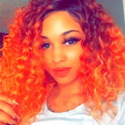 Reesey_peachez's Vibrant Curly Hair and Makeup