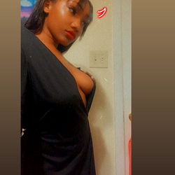 Energy - OnlyFans Model