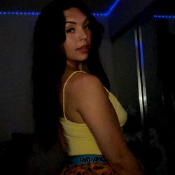 Alyy, OnlyFans Model