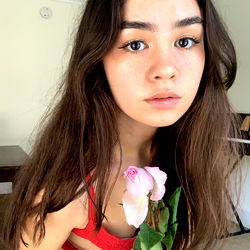 chica mas fina photo