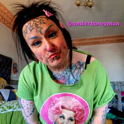 Makeup Artist with Unique Style