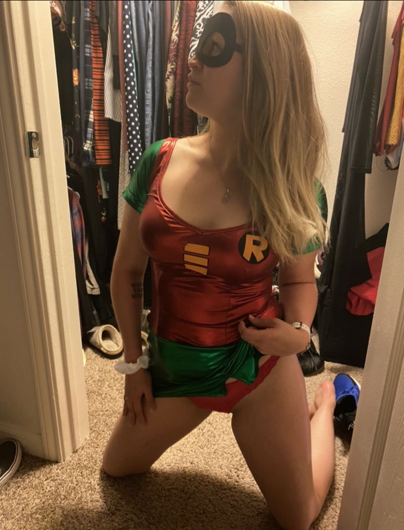 Amanda The hotwife next door photo