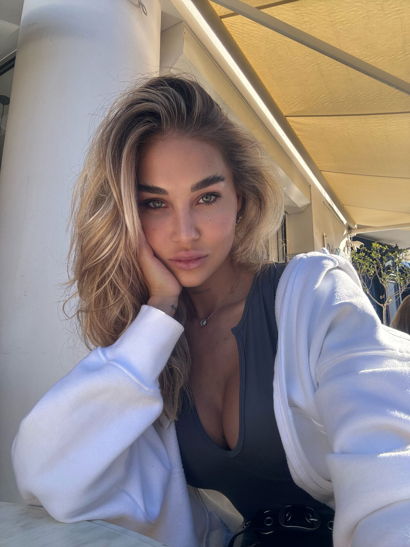 Elizabeth Definy😈 photo