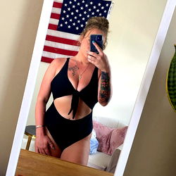 Emilygrey🇺🇸 photo