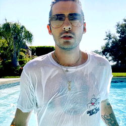 Vibrant Summer Vibes with Bill Kaulitz