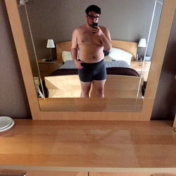 Model Alex Bay - Onlyfans