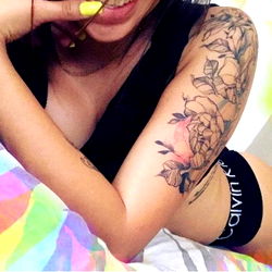 Alysson Tatiana photo