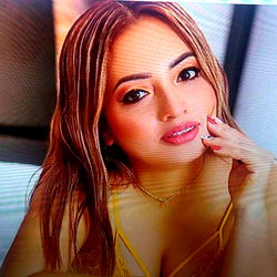 Alejandra Patiño - OnlyFans Model