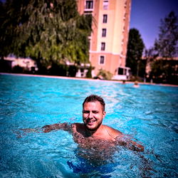 Swimming Fun at Anndy's Poolside